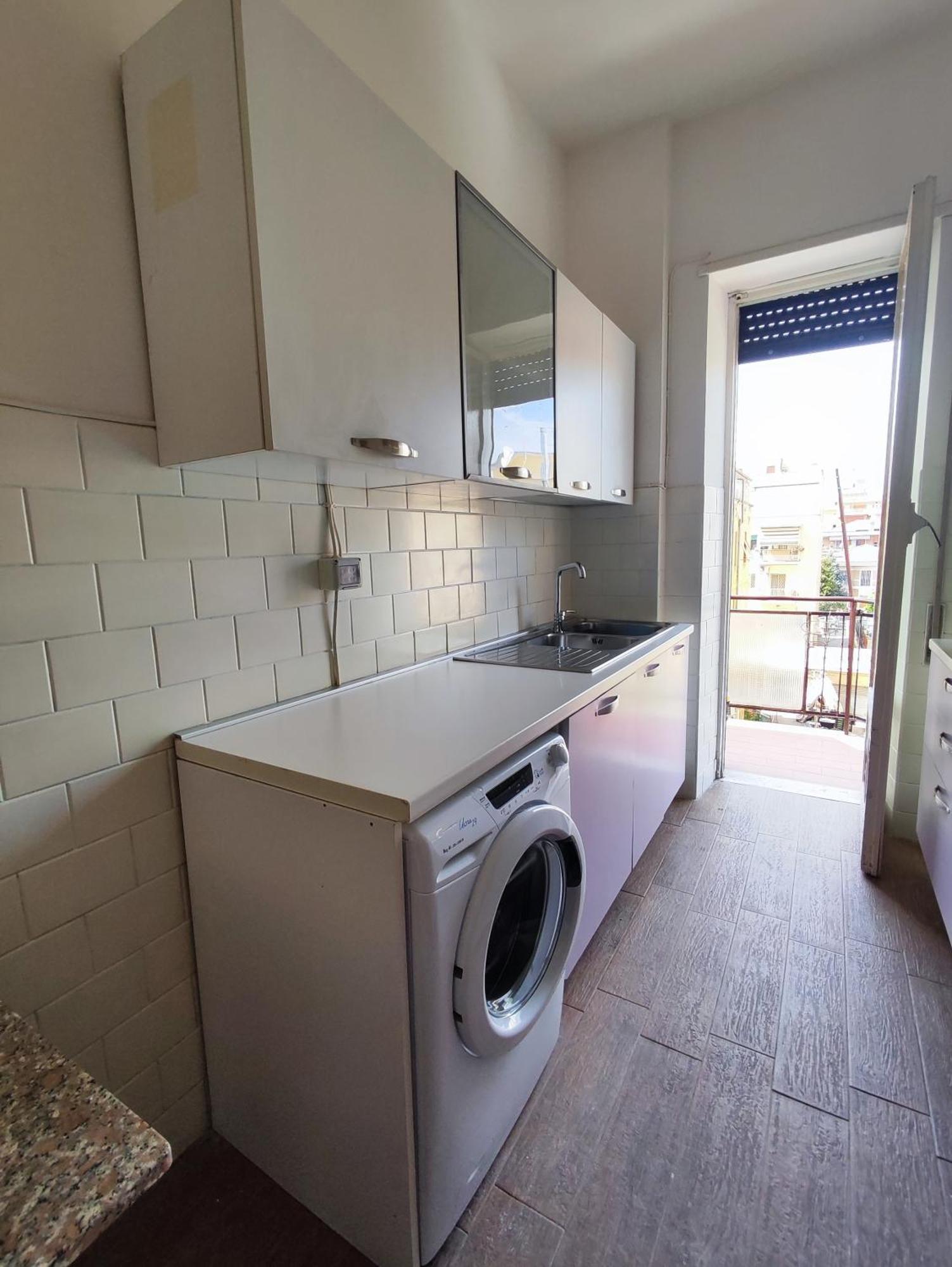 Casa Cornelia Station Apartment โรม ภายนอก รูปภาพ